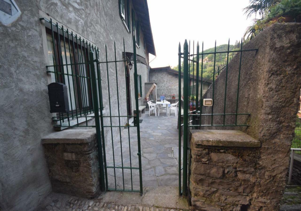 Casa Angela Villa Perledo Bagian luar foto
