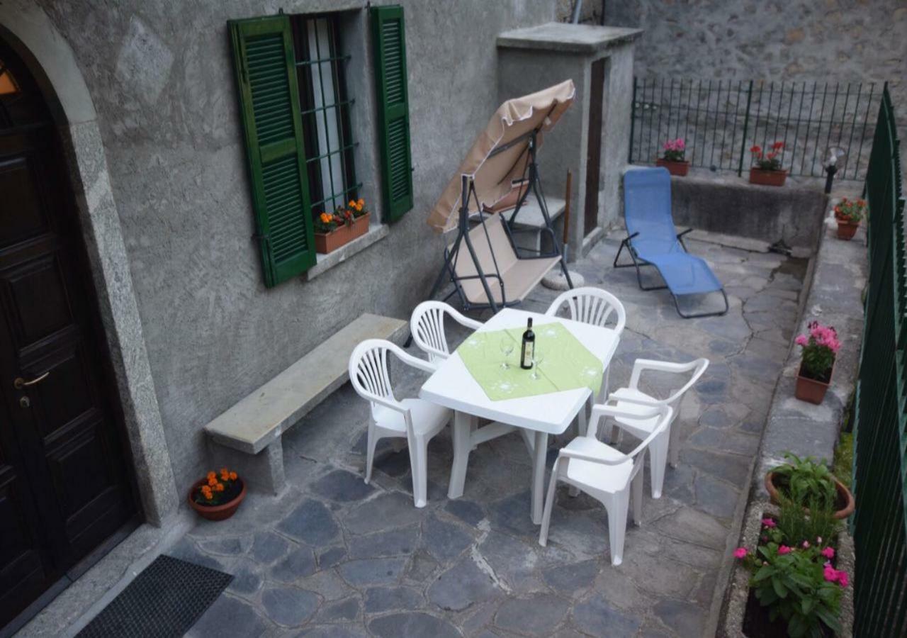 Casa Angela Villa Perledo Bagian luar foto